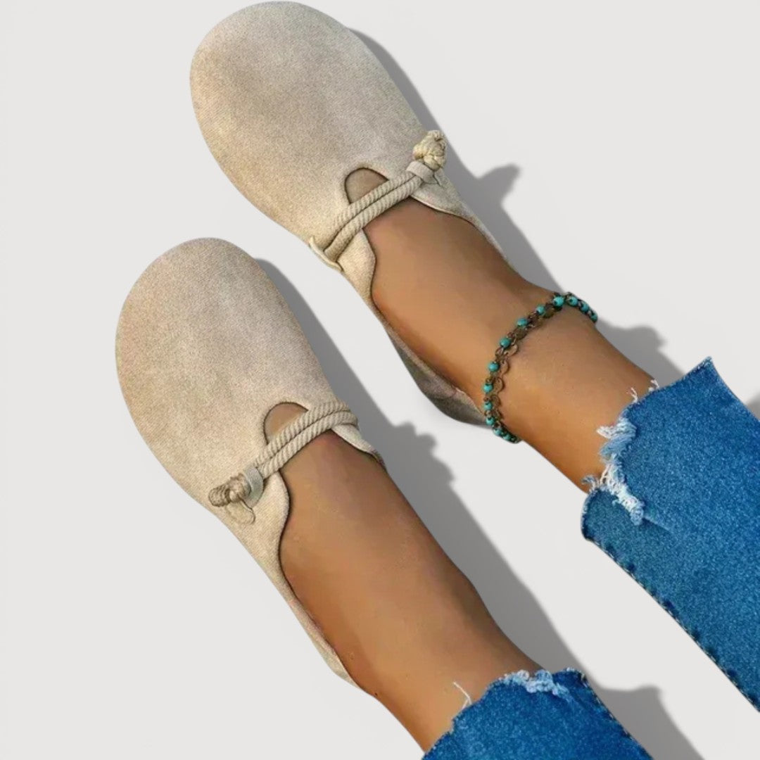 LILY – COMFORT FLATS