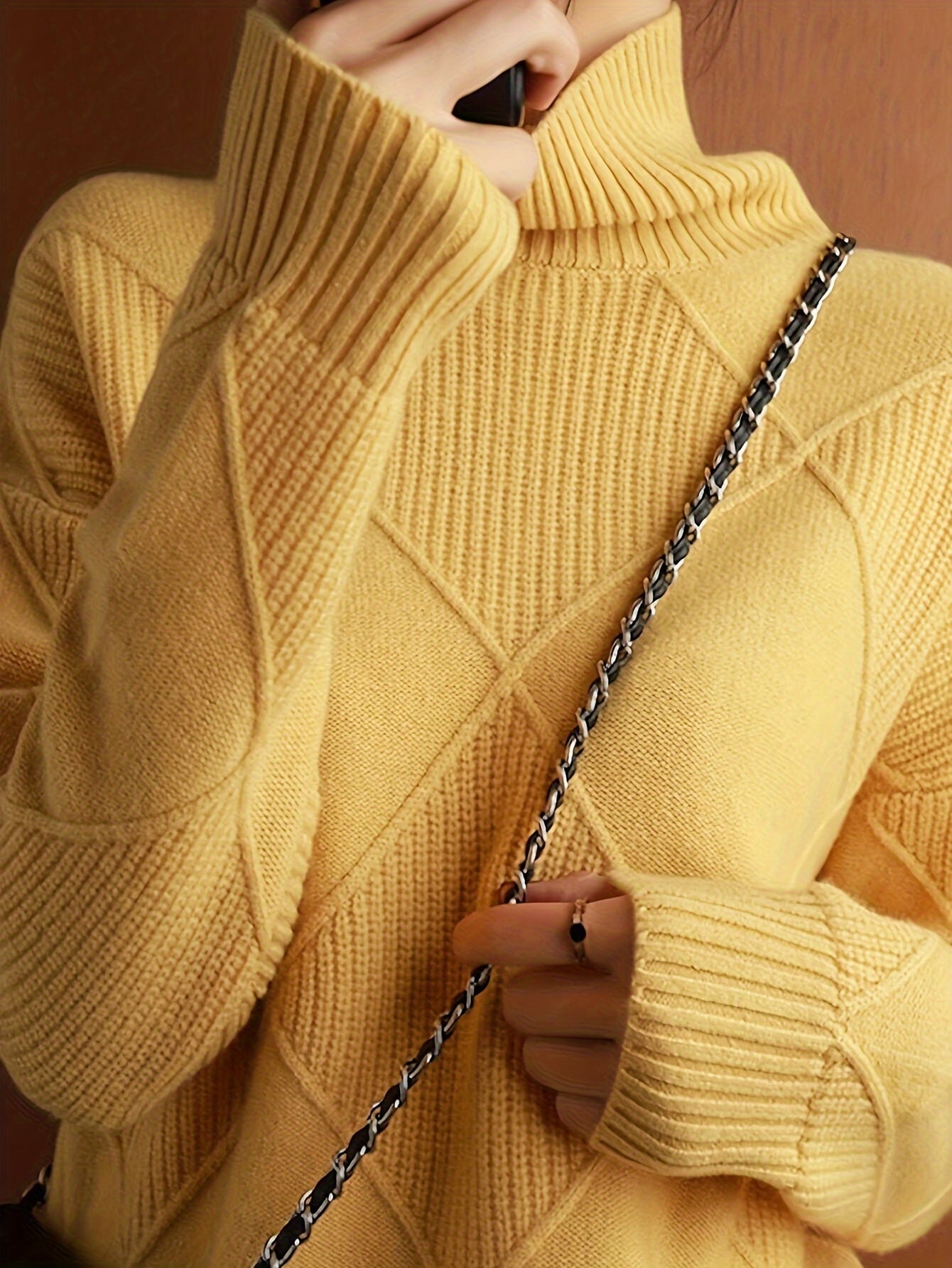 Nora | Soft Geometric Knit